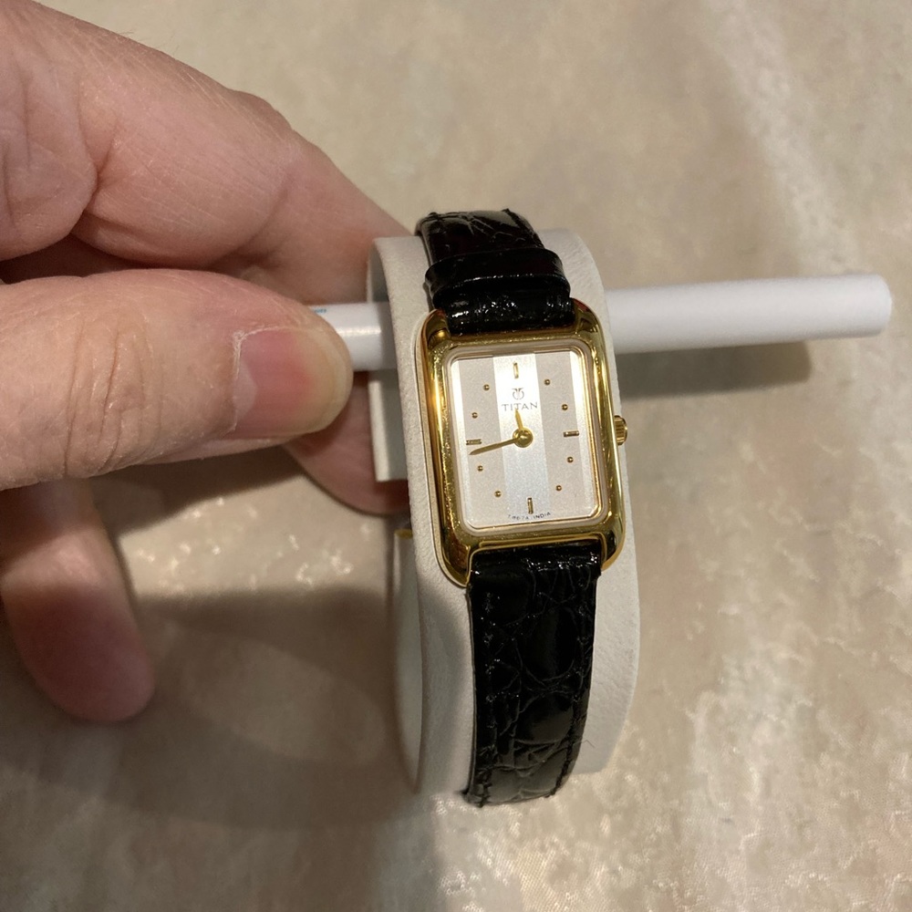 Titan Tank Watch. Rectangular. Delicate. Beautiful - image 8